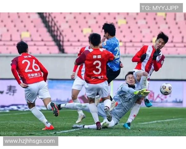 成都网球队状态引发热议球迷与专家各执己见探讨未来发展方向